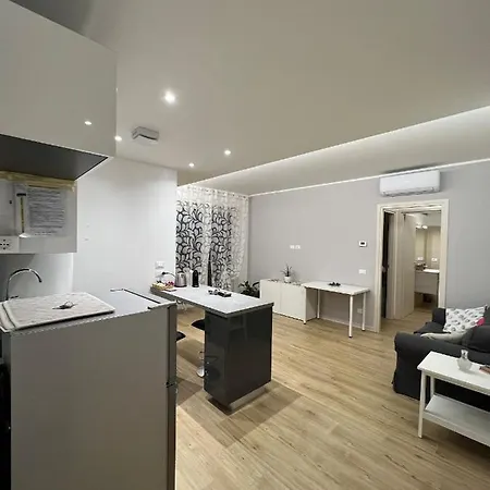 Apartment Con Due Da Letto E Free Park Verona
